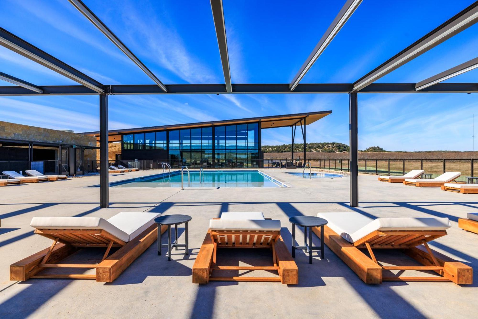 Skye Texas Hill Country Resort Hilltop المظهر الخارجي الصورة